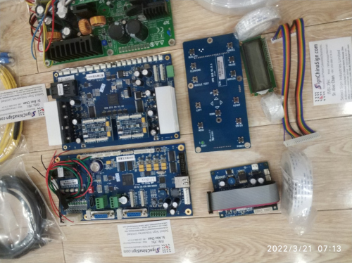 Kit I3200 For Upgrading Chinese Inkjet Printer With 2 I3200 Printheads (Roll To Roll Style) Kit I3200 For Upgrading Chinese Inkjet Printer With 2 I3200 Printheads (Roll To Roll Style)