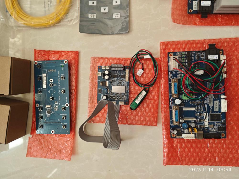 Kit XP600 For Upgrading Chinese Inkjet Printer With 2 XP600 Printheads (Roll To Roll Style)