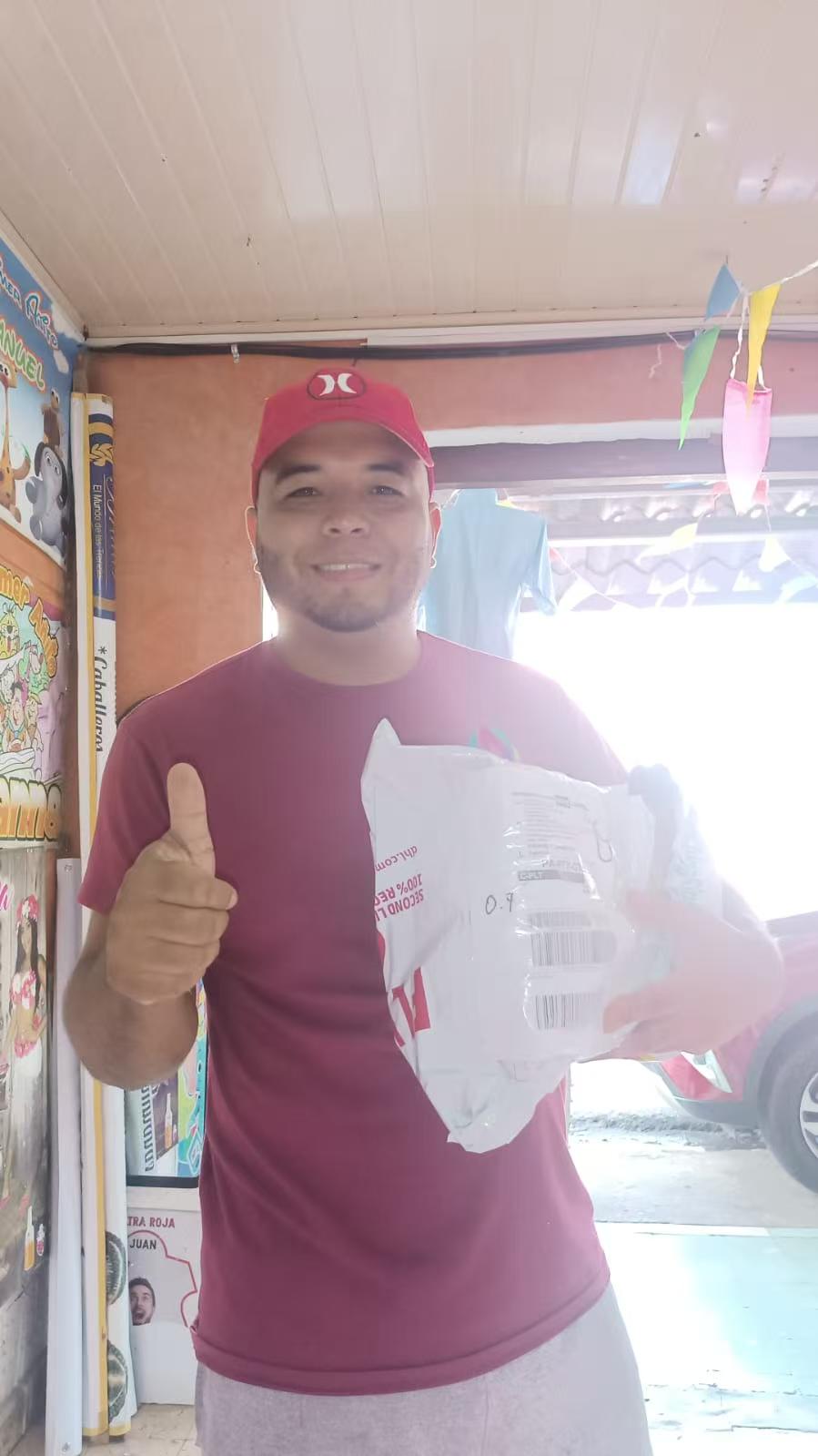 Mr.Juan from Panama received our package of Inkjet Spare parts on 21 Jan 2025