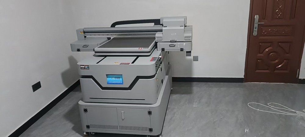 AMO 6090 UV FLATBED PRINTER AMO 6090 UV FLATBED PRINTER